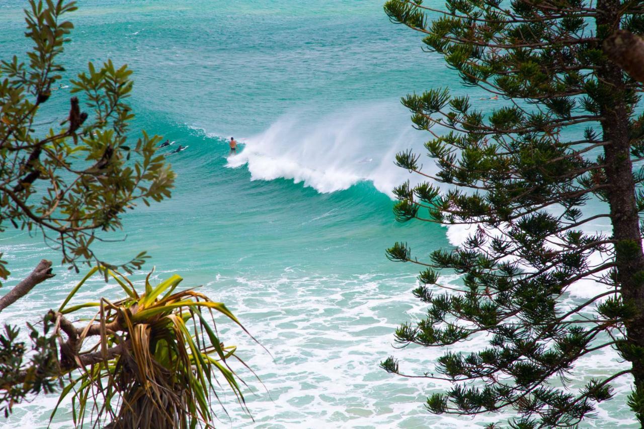 Rainbow Bay Beachhouse Coolangatta Exterior photo